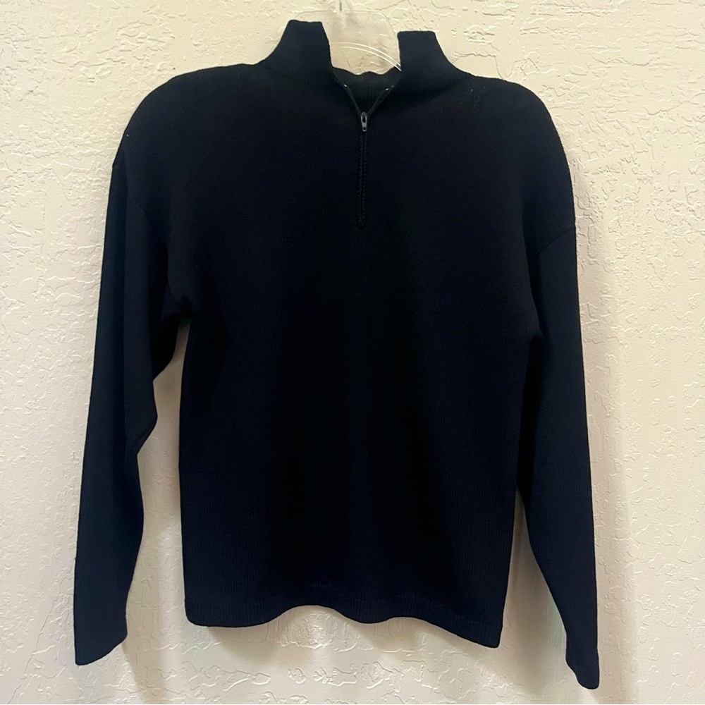 st. John knit Woman’s quarters zip Sweater size p black vintage
